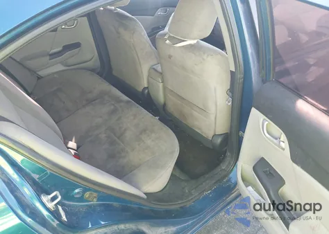 2013 Honda Civic Lx z USA, uszkodzony, nr VIN 2HGFB2F57DH505801